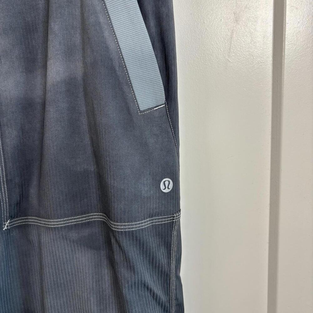 Lululemon Dance Studio Pant III Lined Mid-Rise Full Length Blue/Grey Size 8 EUC - Picture 3 of 7